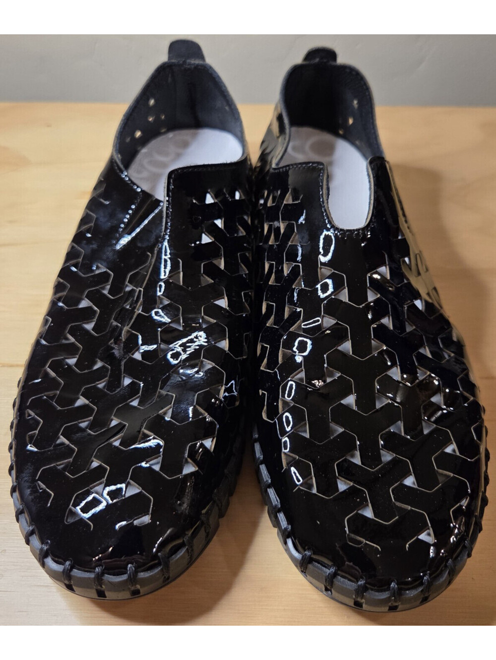 Eric Michael Inez Women’s Black Patent Leather Slip-On Shoes EU 38 US 7.5-8